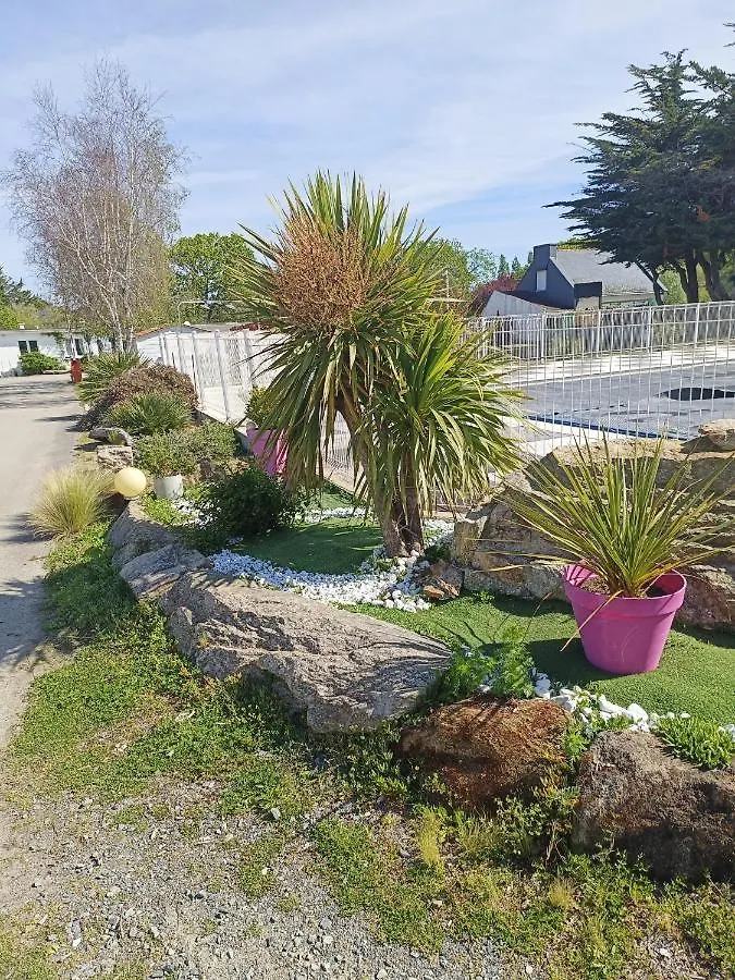 Campsite Mobil-Home Dans Camping Calme Penestin
